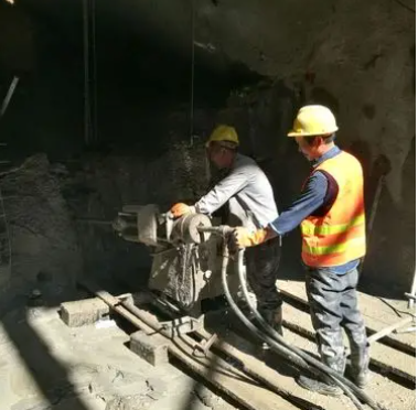 德昌水下抗分散灌浆料特点 水下不分散注浆料介绍